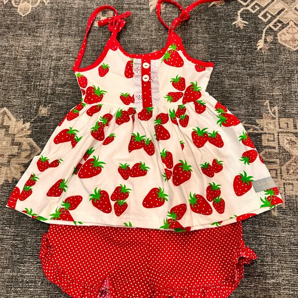 Eleanor Rose Red Strawberry Print Dress with Bloomers size 5-6 - Picture 1 of 1
